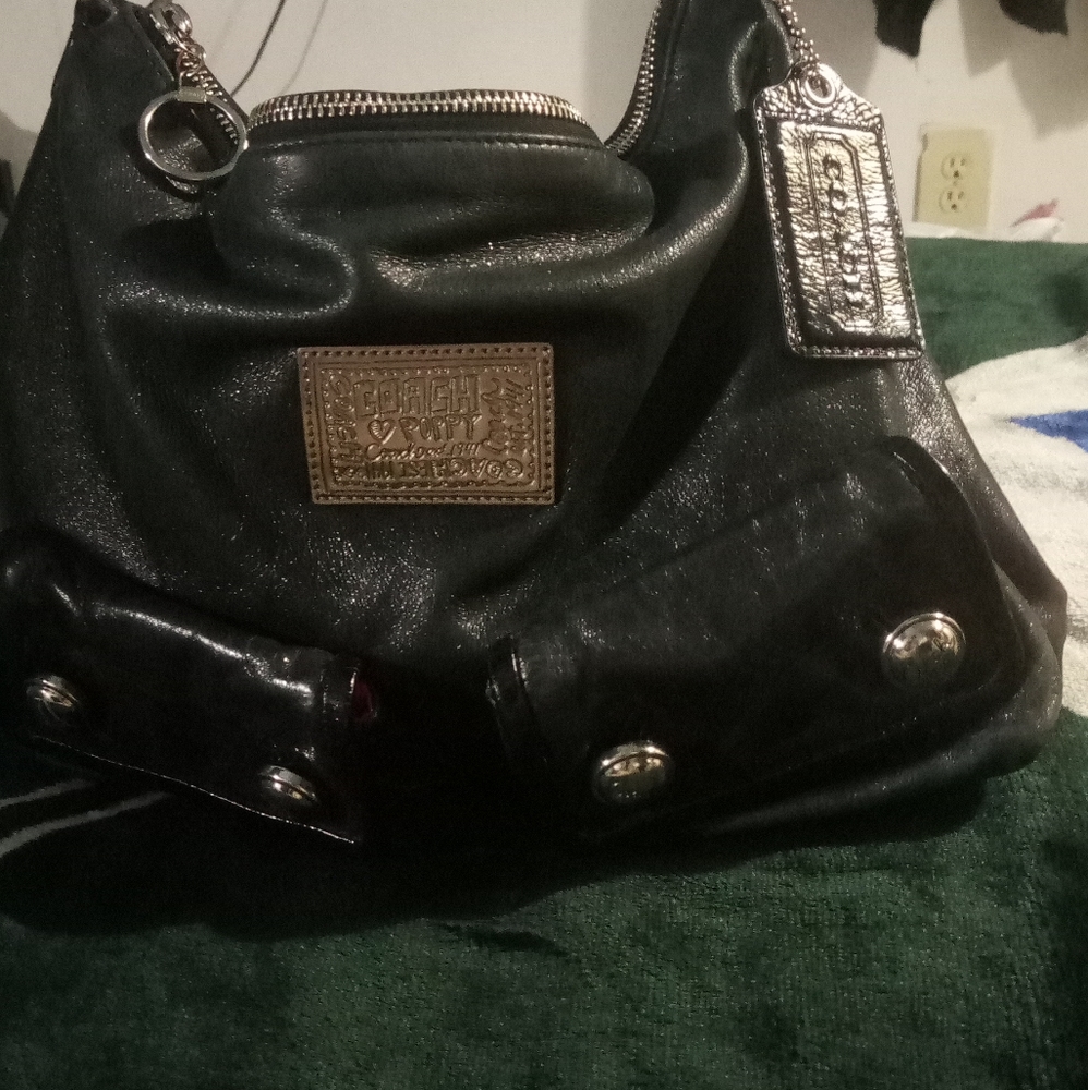 Black Leather Couch Poppy shoulder bag